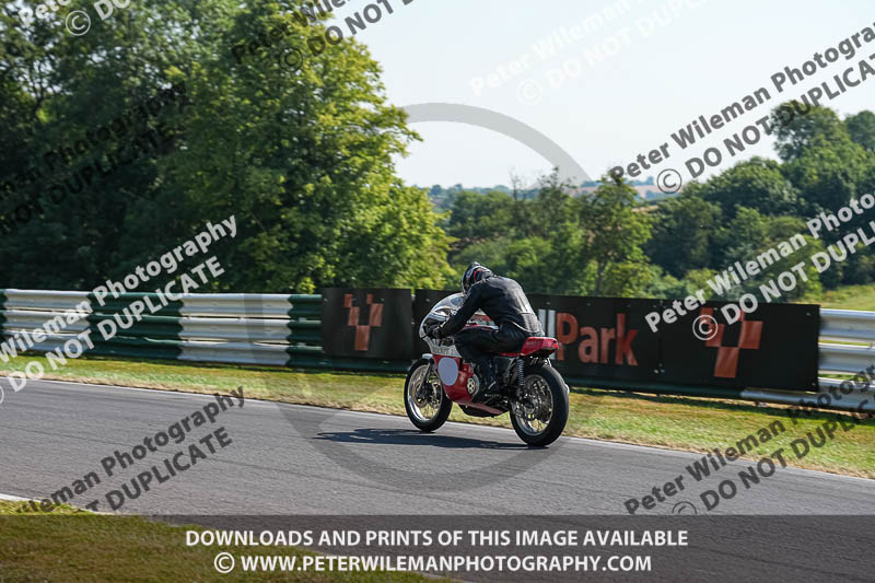 cadwell park;cadwell park photographs;cadwell trackday photographs;enduro digital images;event digital images;eventdigitalimages;peter wileman photography;racing digital images;trackday digital images;trackday photos